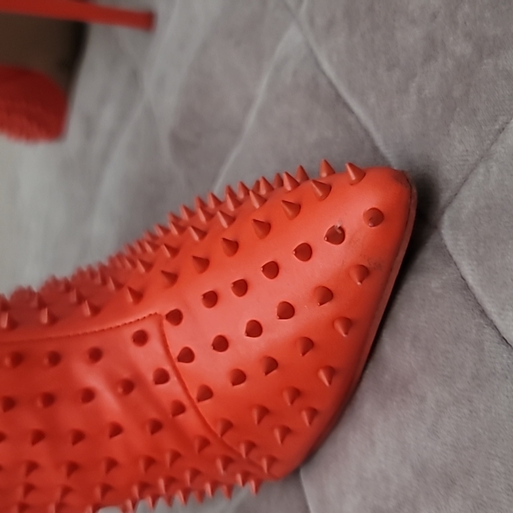 STEVEN MADDEN HEEL - Picture 5 of 9